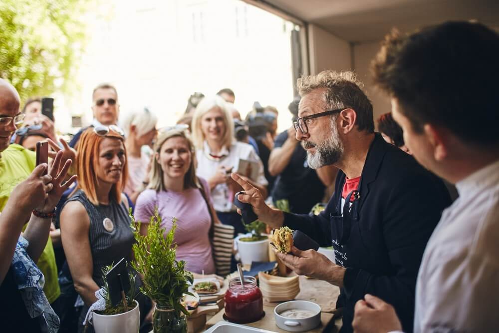 Massimo Bottura cooks for the No Waste Food Week